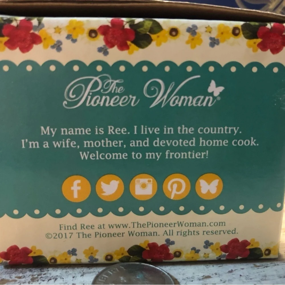 The Pioneer Woman nwt pioneer